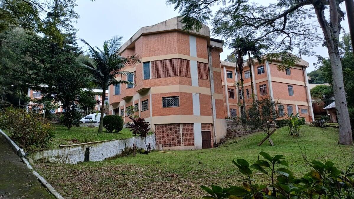 Nuestro párroco predicó retiro a padres carmelitas en Brasil